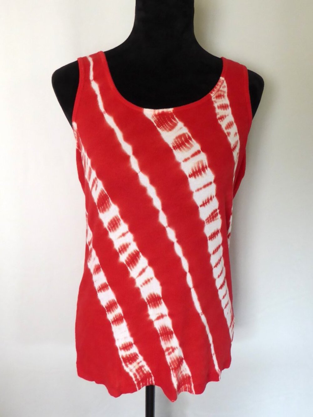 RELATIVITY BRAND RED WHITE TIE-DYE STRIPED TANK TOP LARGE COTTON